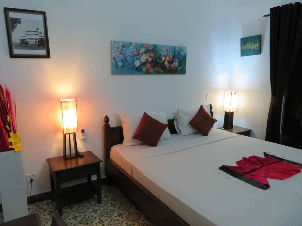 The Little Garden Boutique Hotel Phnom Penh Exterior photo